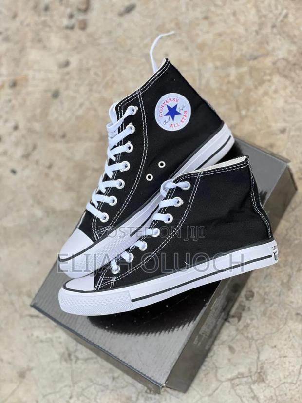 All Star Converse. - main view