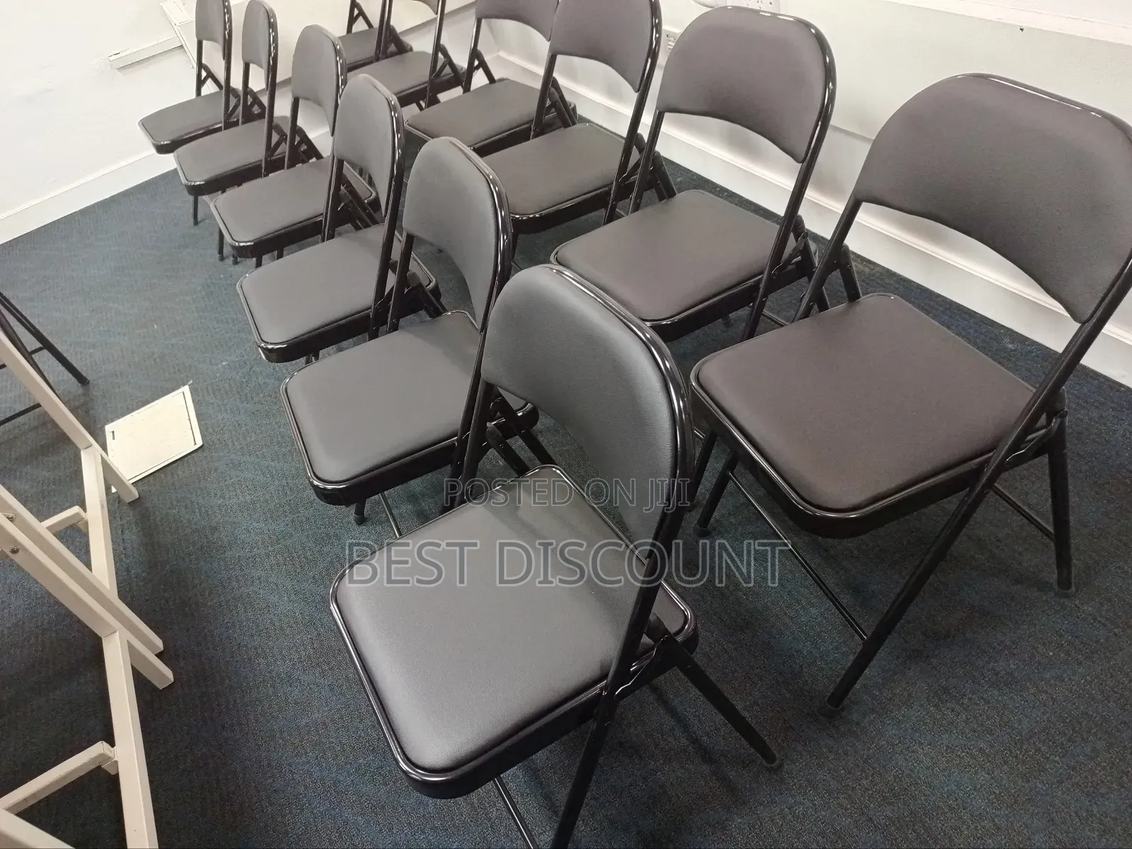 Padded Foldable Chairs - Durable and Comfortable