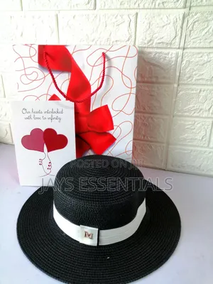 Sunny and Chic Valentines Gift Set
