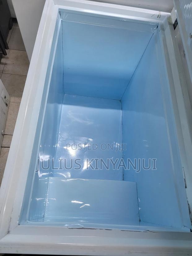 1 Door Top Closed Freezer - thumbnail 3