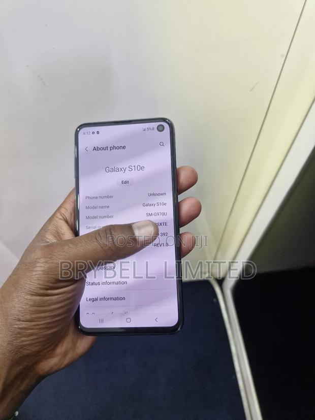 Samsung Galaxy S10e 128 GB Black - thumbnail 4