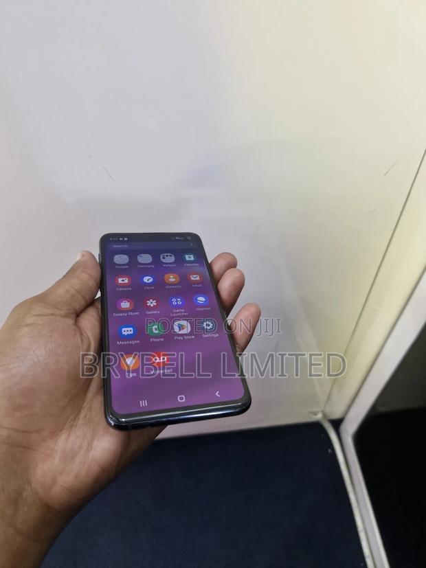 Samsung Galaxy S10e 128 GB Black - thumbnail 8