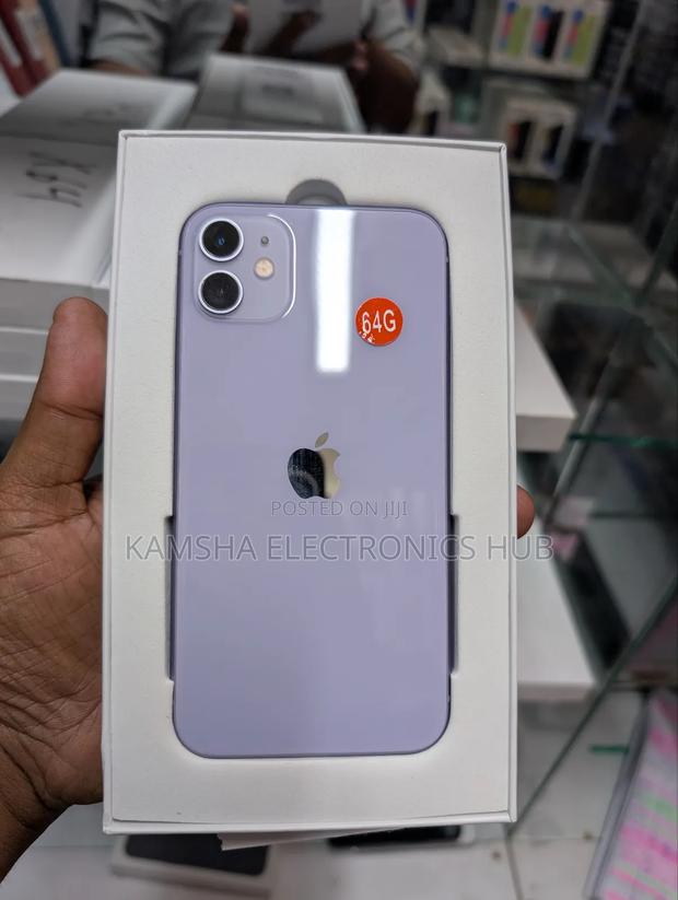 Apple iPhone 11 128 GB Purple - main view