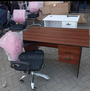 High Quality 0.9m Office Desk Es3q