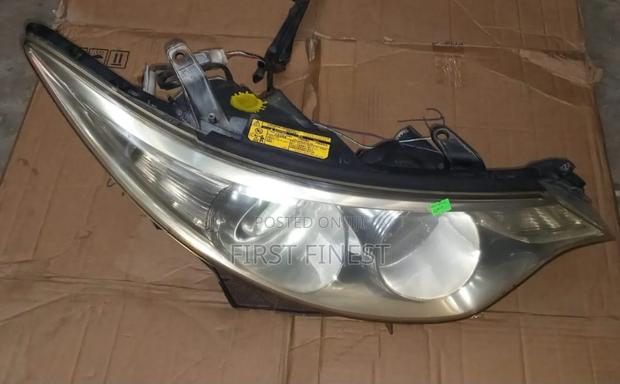 Toyota  Estima 2008 Xenon - main view