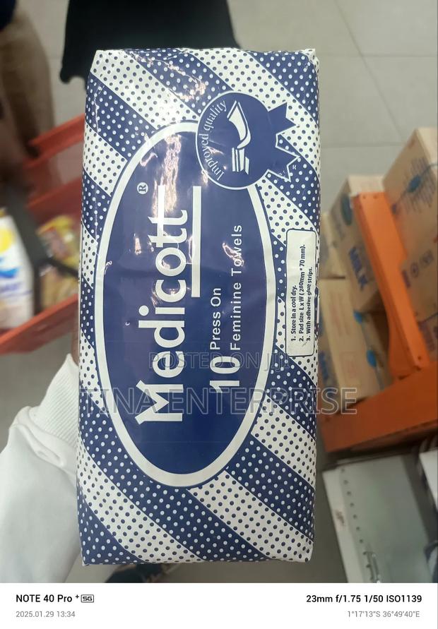 Medicott/Feminine Towels