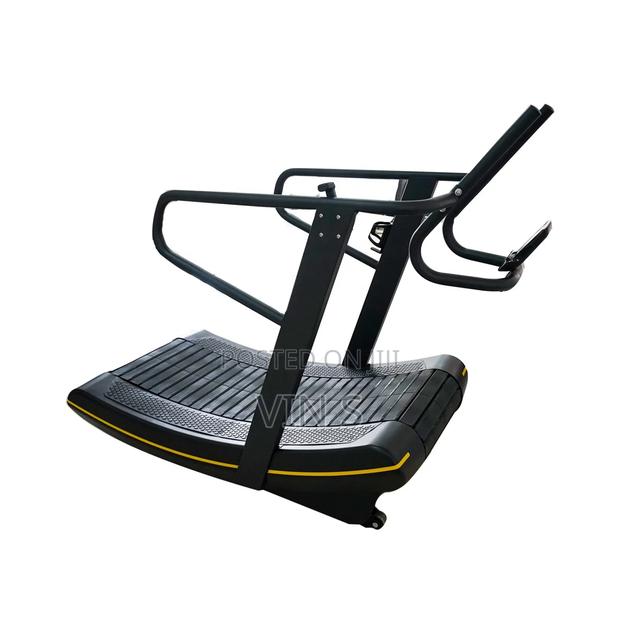 Treadmill~Treàdmill Treádmill;Trêadmill/Trèadmill Treadmïll