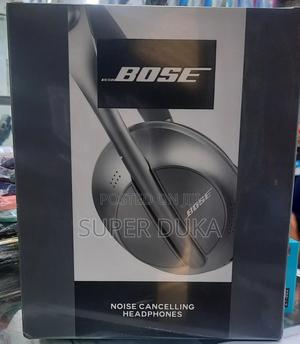 Bose Noise Cancelling Headphones.Black Wireless Headset