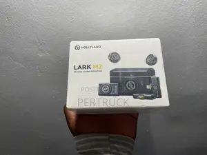 Hollyland Lark M2 Wireless Lavalier Microphone