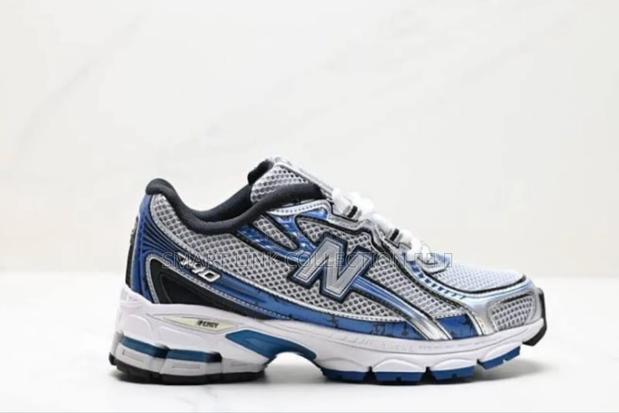 New Balance 740 Sneakers - thumbnail 3