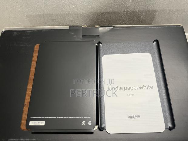 Kindle Paperwhite Cork Cover (11th Generation 2021) Dark - thumbnail 8