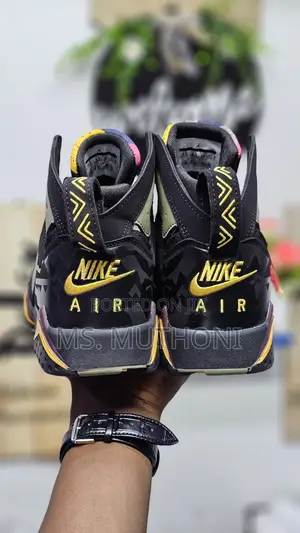NEW NEW Arrivals " Jordan/44/45