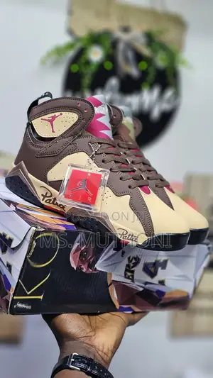 NEW NEW Arrivals " Jordan/44/45