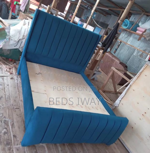 Blue Colour 5x6 Bed Chester