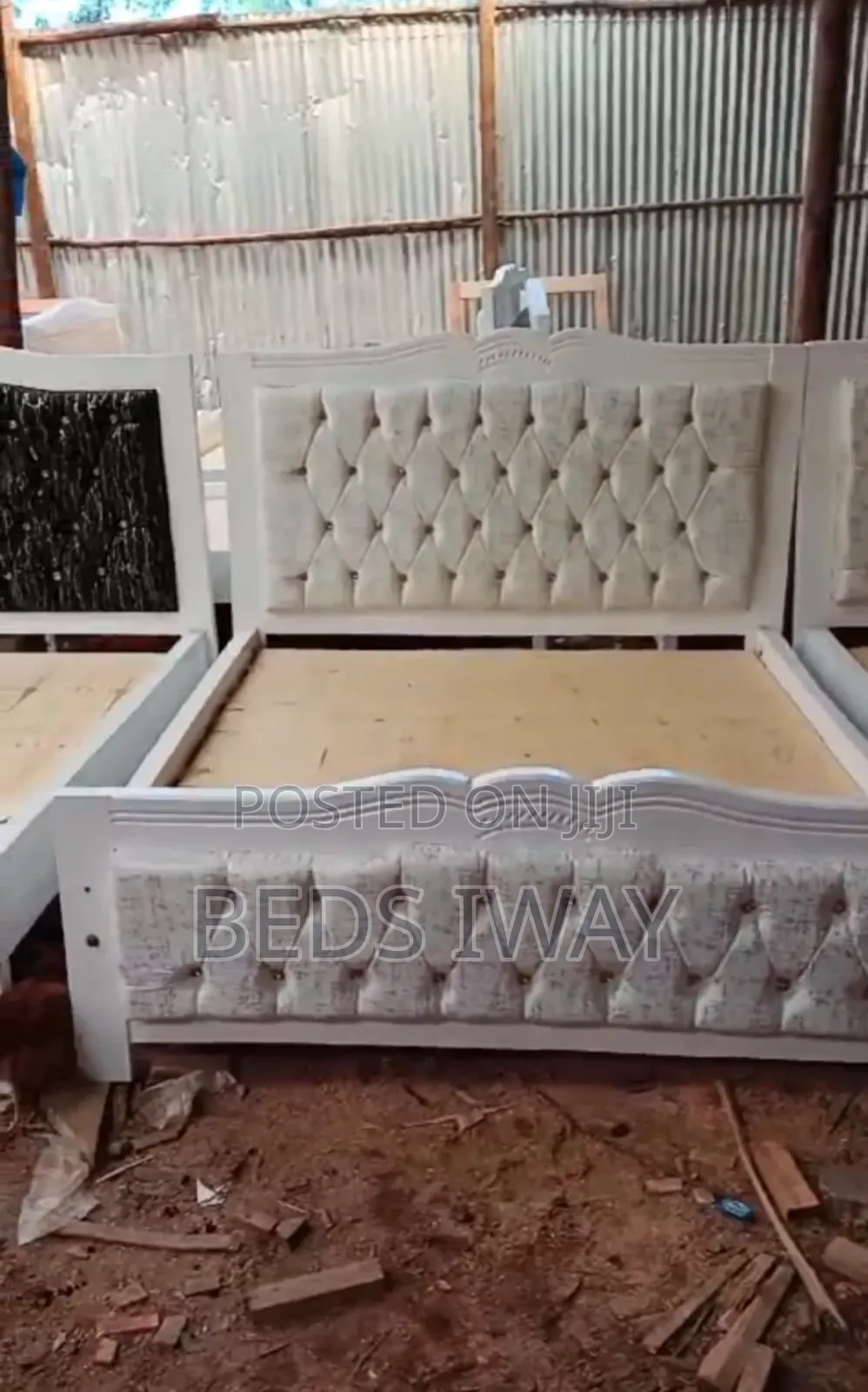 Silver Chesterfield 5x6