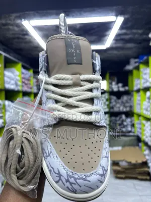 Nike Sb Dunk Travis Scott* *Size 38-45*