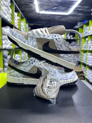 Nike Sb Dunk Travis Scott* *Size 38-45*