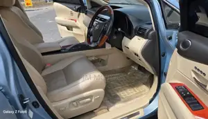 Lexus RX270 2011 Blue