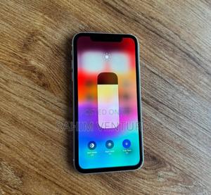 Apple iPhone 11 128 GB White - main view