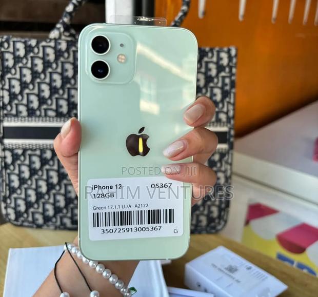 Apple iPhone 12 128 GB Green - main view