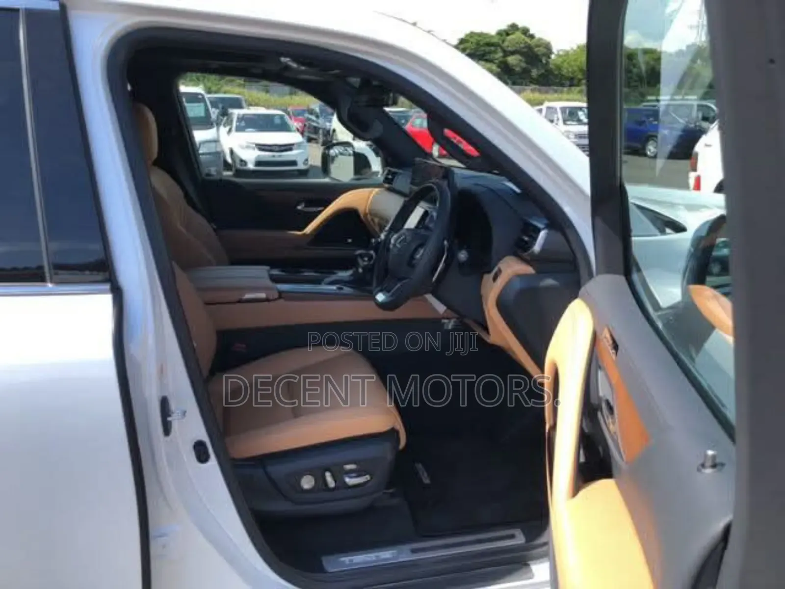 Lexus LX 2023 White