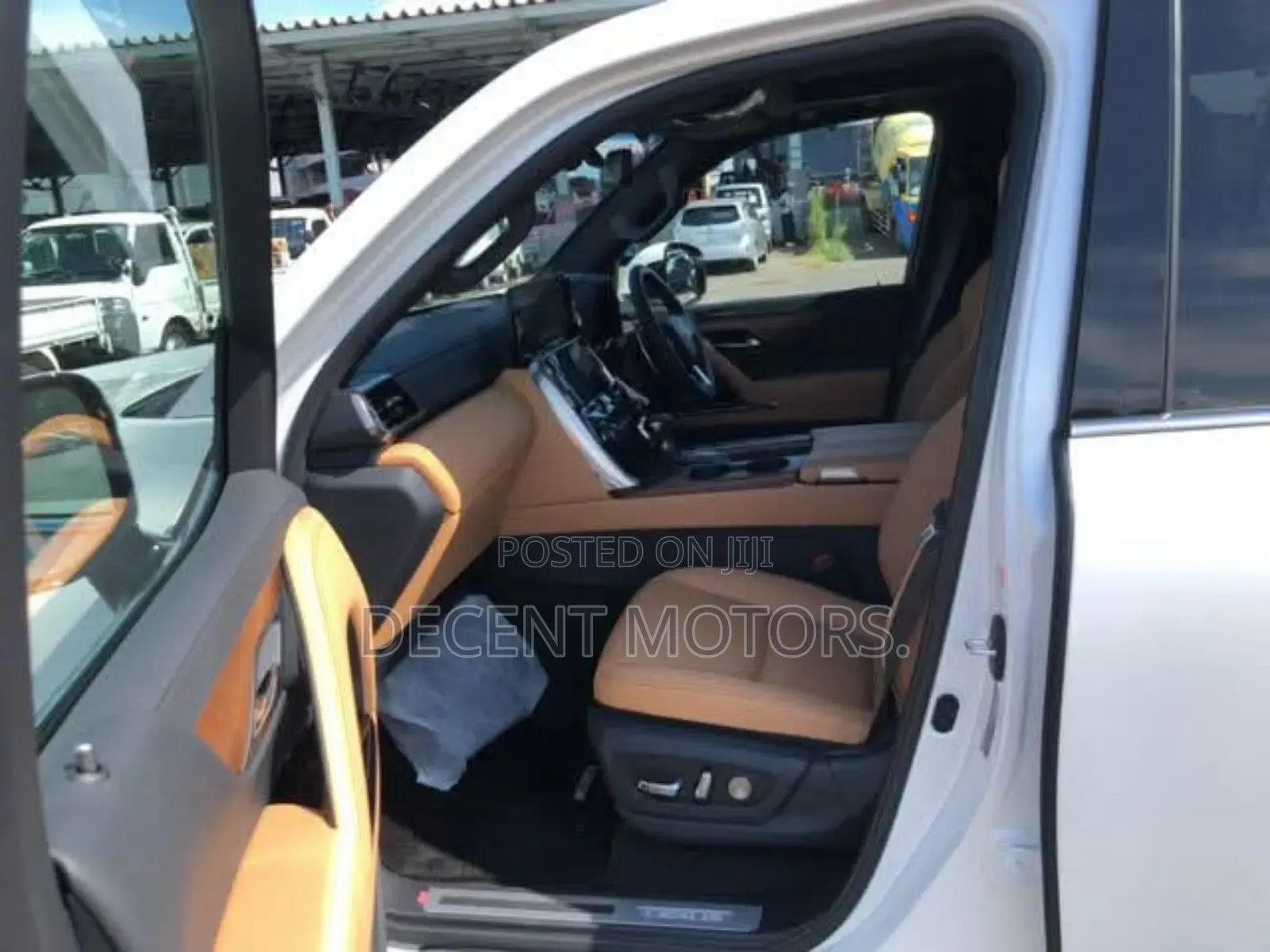 Lexus LX 2023 White