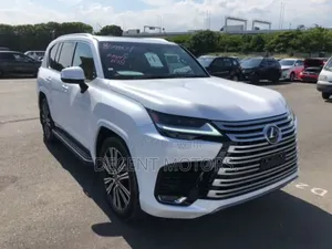 Lexus LX 2023 White