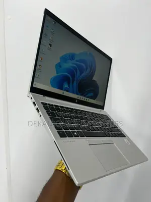 Laptop HP EliteBook 830 G7 16GB Intel Core I5 SSD 512GB
