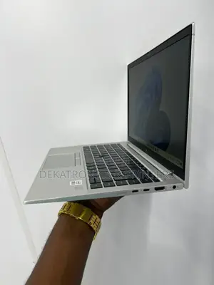 Laptop HP EliteBook 830 G7 16GB Intel Core I5 SSD 512GB