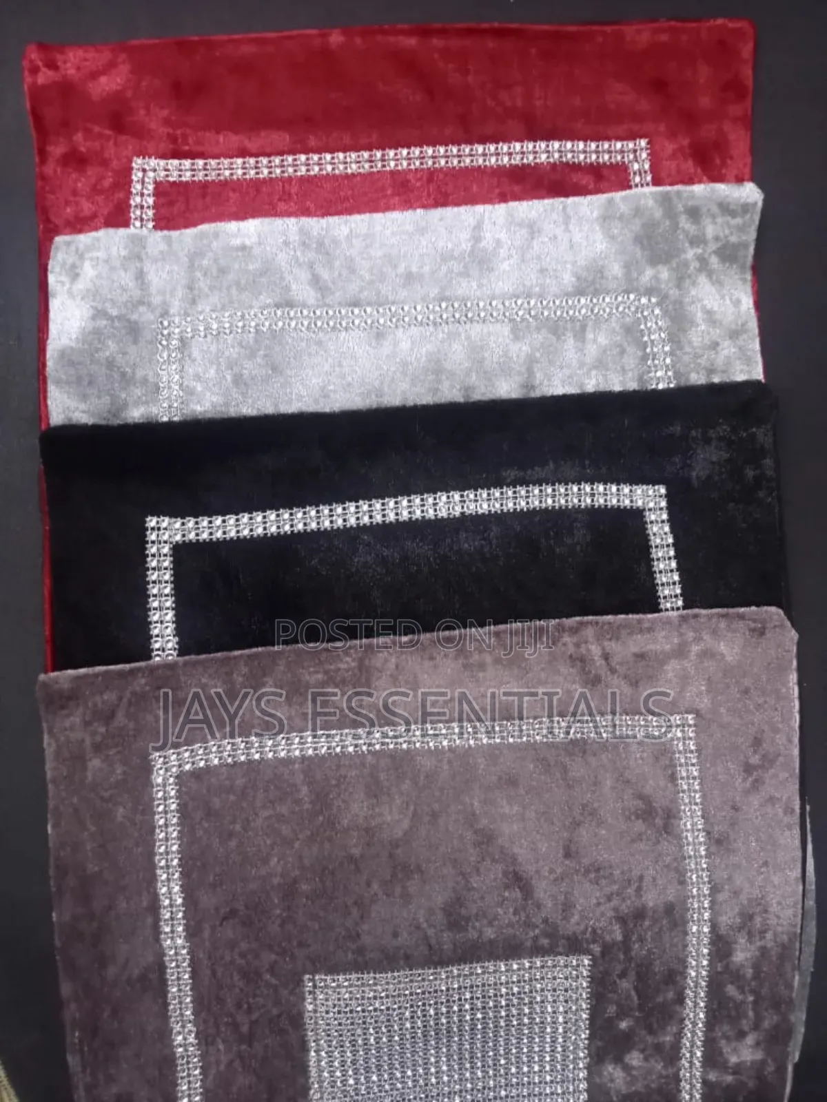 13pc Table Mats + Runner Set