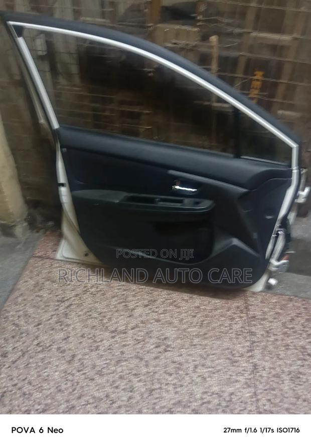 Subaru Impreza Front Left Door - thumbnail 6