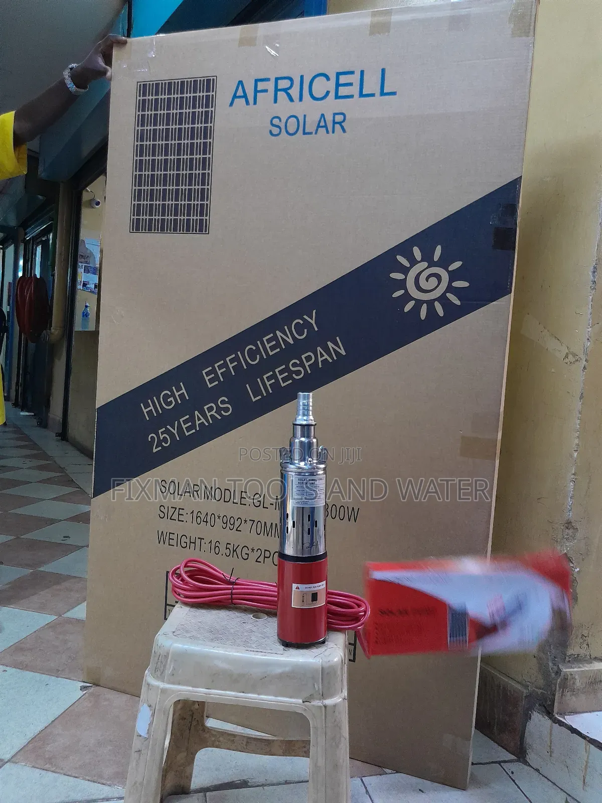 Modern Solar Pump 250 W and Solar Panel 300 Watts 50m Deep