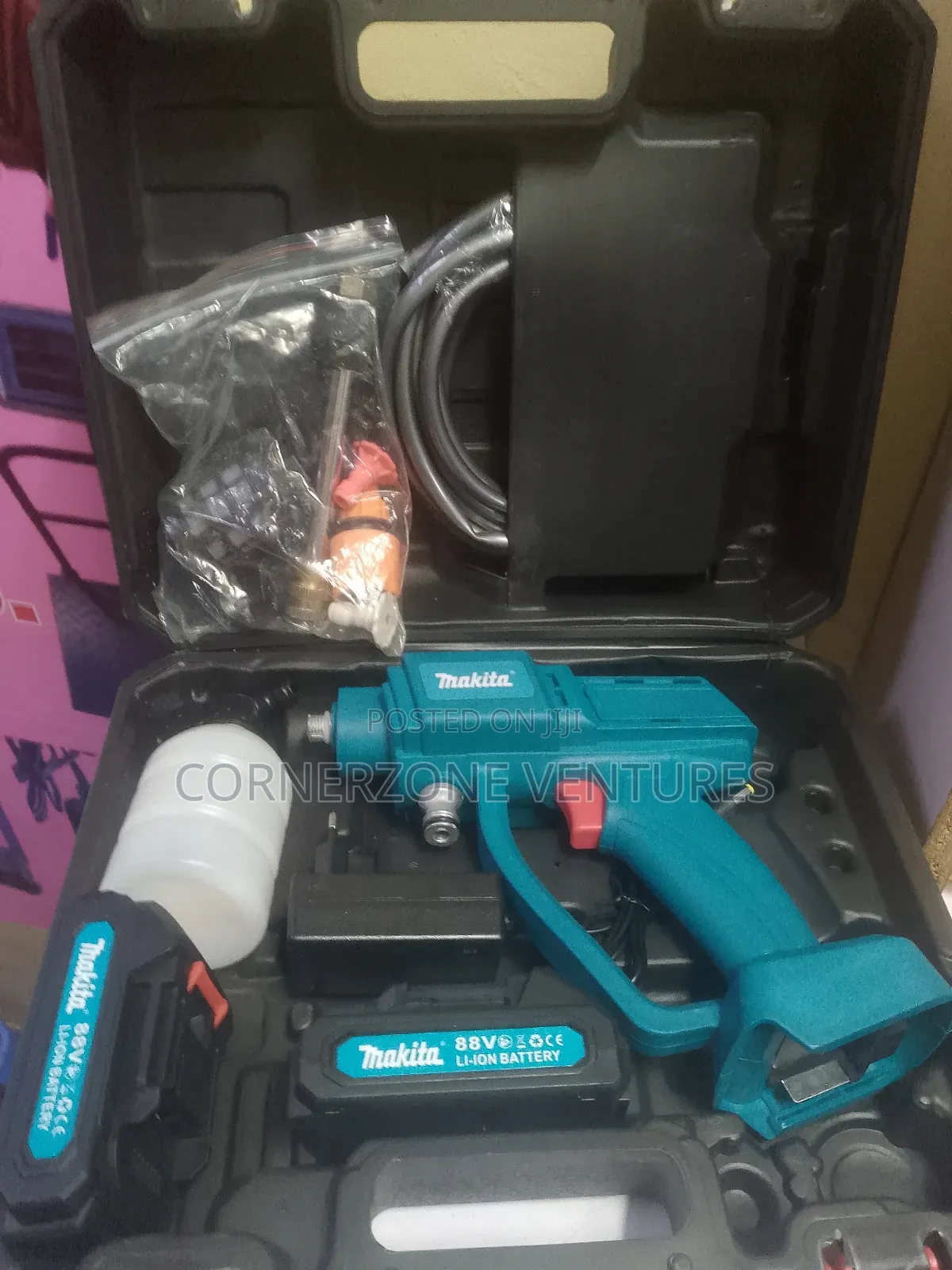 Makita Car Wash Machine, Cordless Carwash