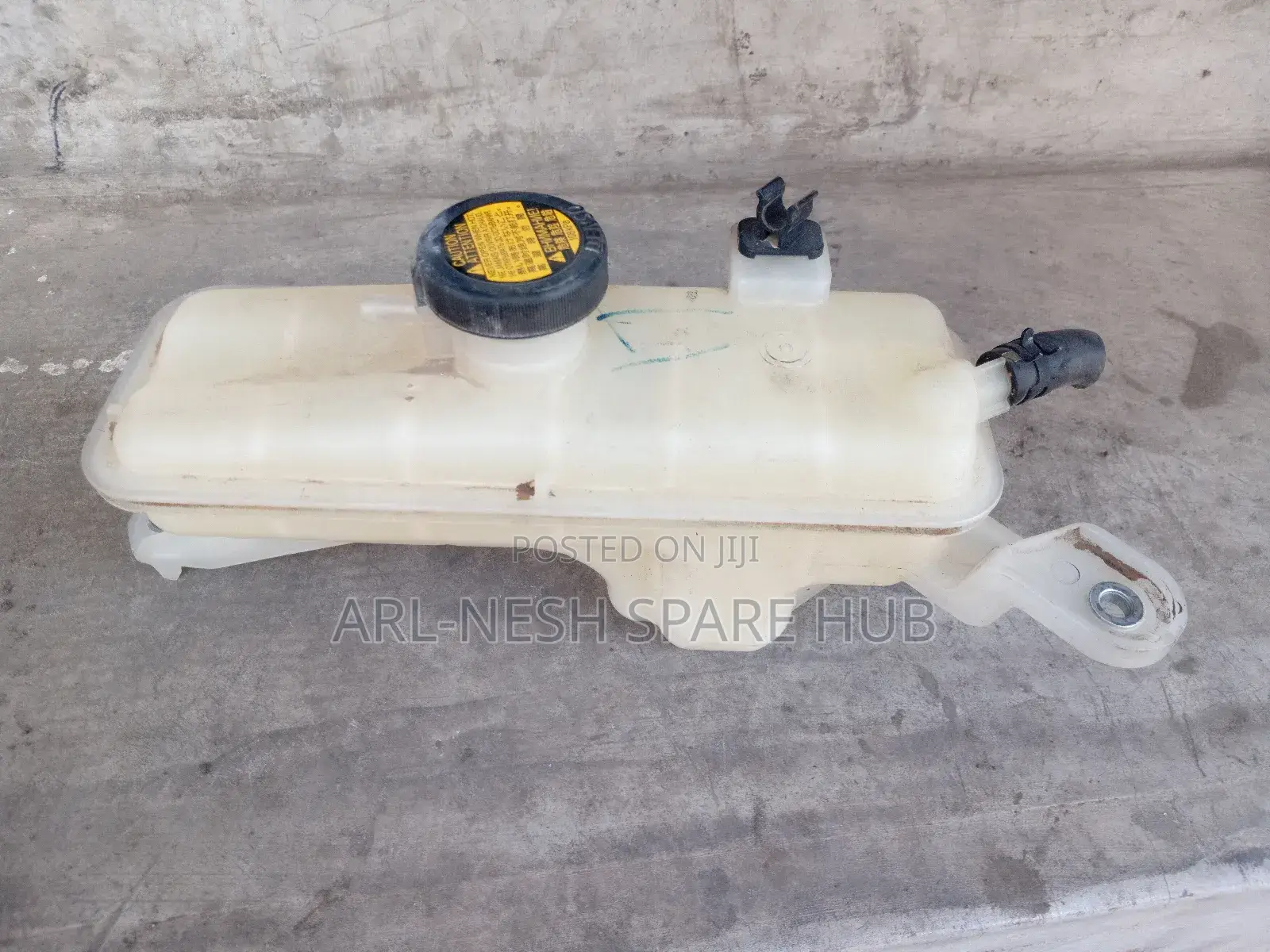Toyota Rav4,2az Water Reserve Bottle