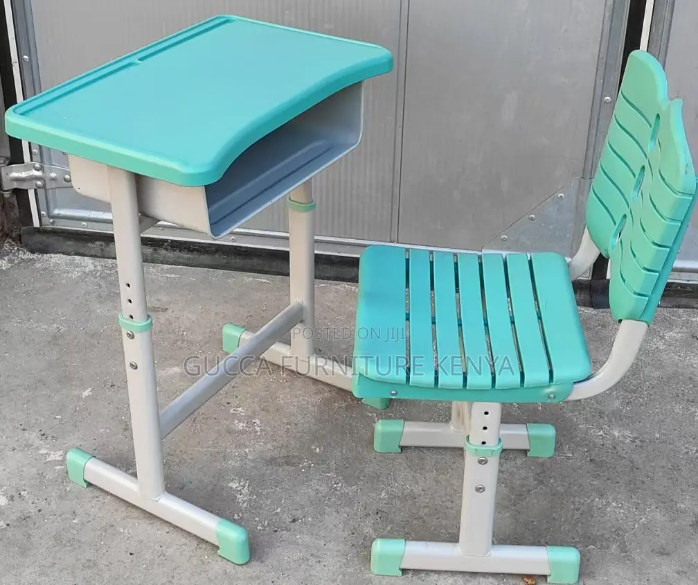 Kid's Furniture: Modern Adjustable Children's Study Station