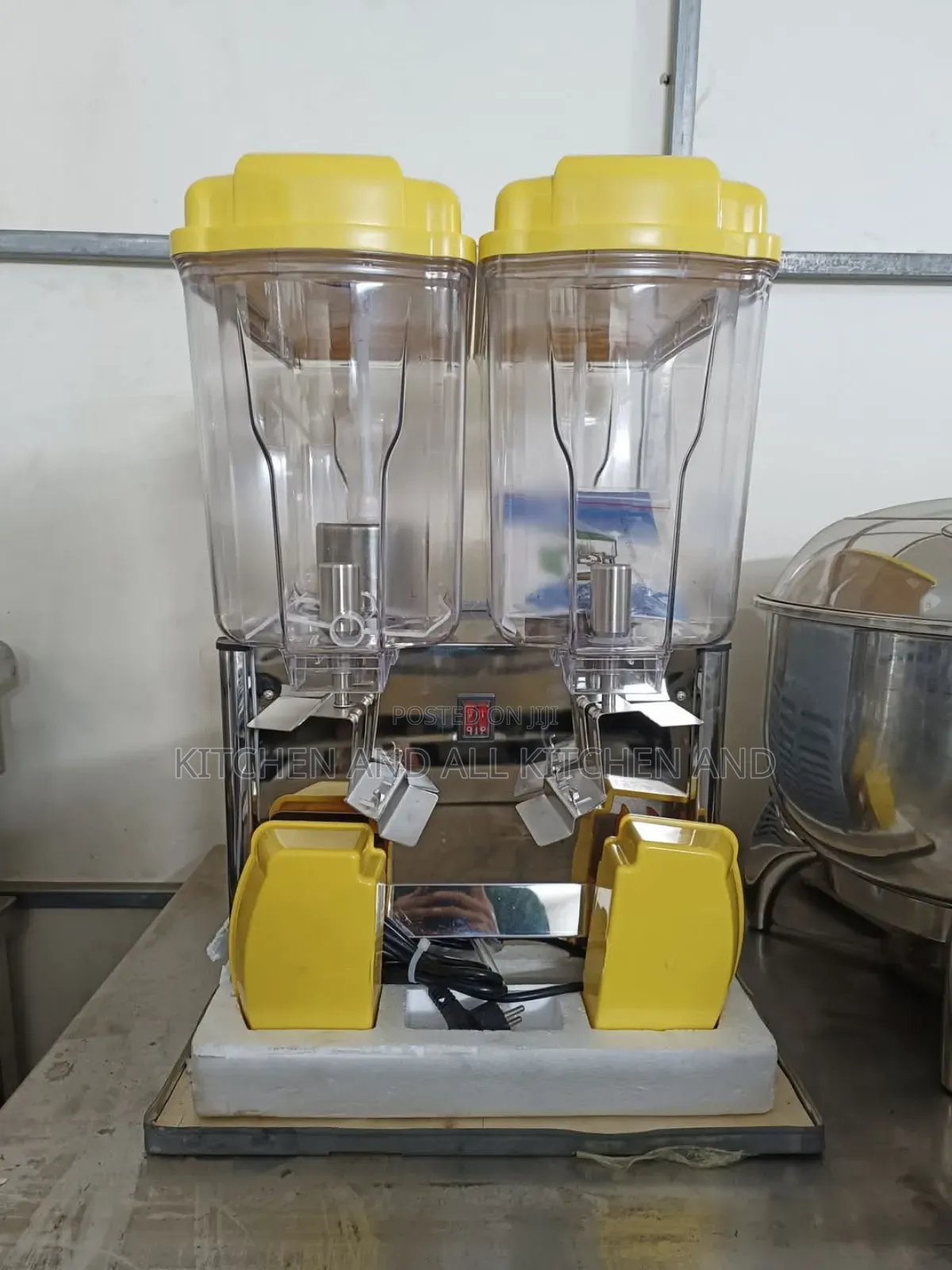 Elite Juice Dispenser