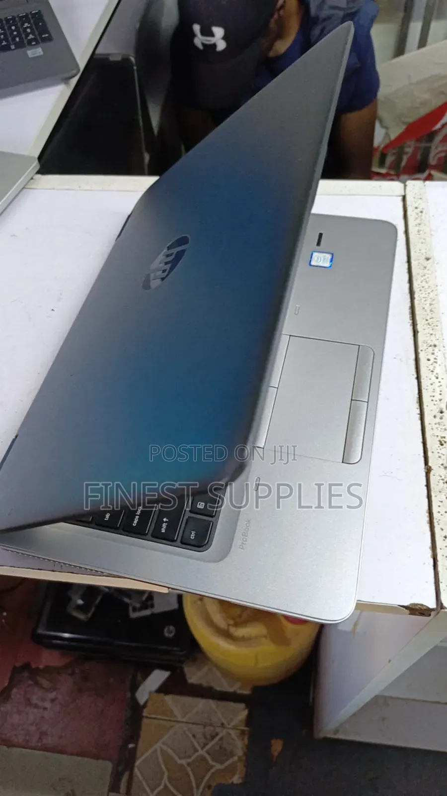 Laptop HP 14-Dq2031tg 4GB Intel Core I5 HDD+SSD 320GB