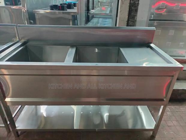 Sleeky Stainless Steel Sink (Double Bowl)