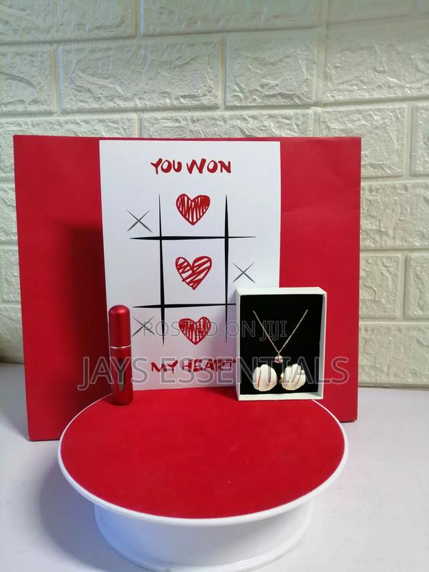 Chic And Elegant Gift Set - main view