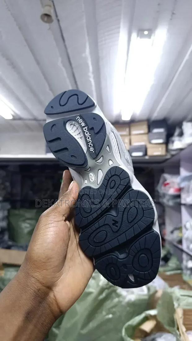 New Balance 1000 - thumbnail 3