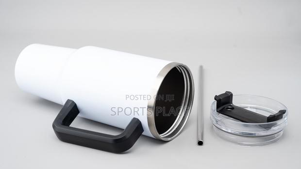 New Stanley Mug/Flask With Car Cup Holder Belly - thumbnail 5