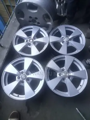 Clean Ex Japan Premio 260 Reams Available