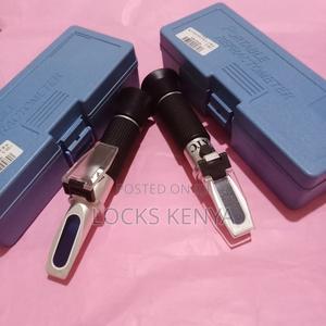 Precise Reading Sugar Refractometer - main view
