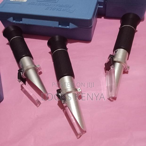 Restaurants Sugar Testing Refractometer - main view