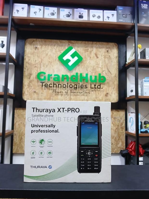 New Thuraya XT Pro Black - main view
