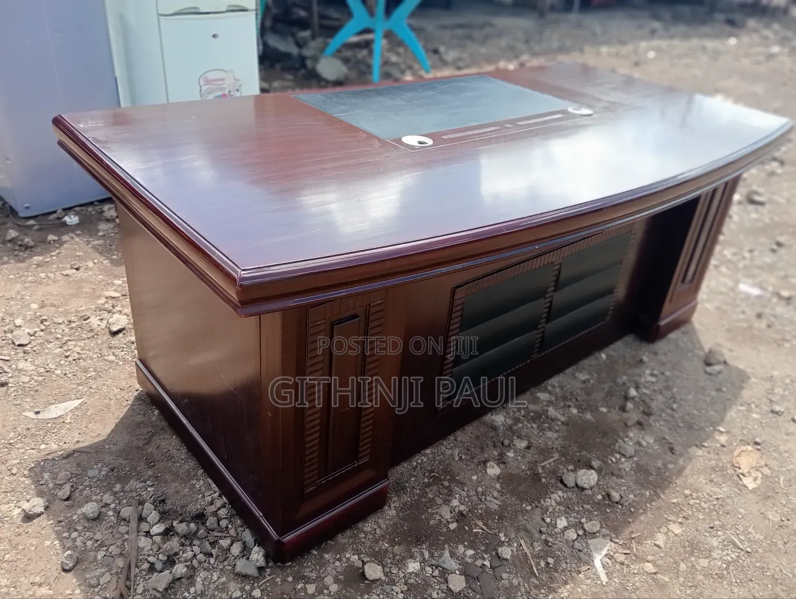 Selling Executive Office Table and Drawer