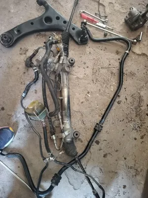 Toyota Isis Steering Rack