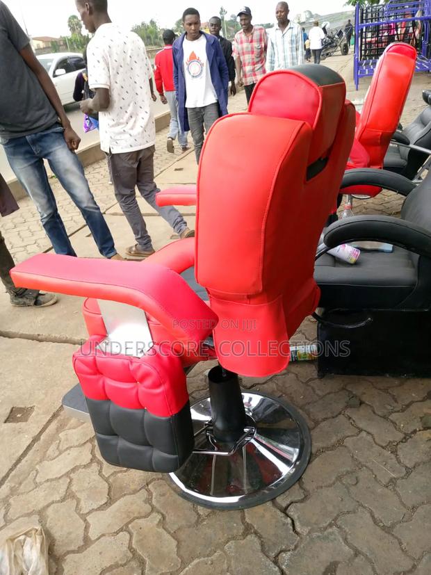 Multipurpose Salon Chairs - thumbnail 2