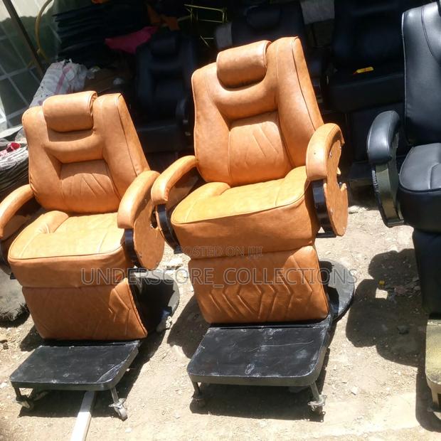 Multipurpose Salon Chairs - thumbnail 5