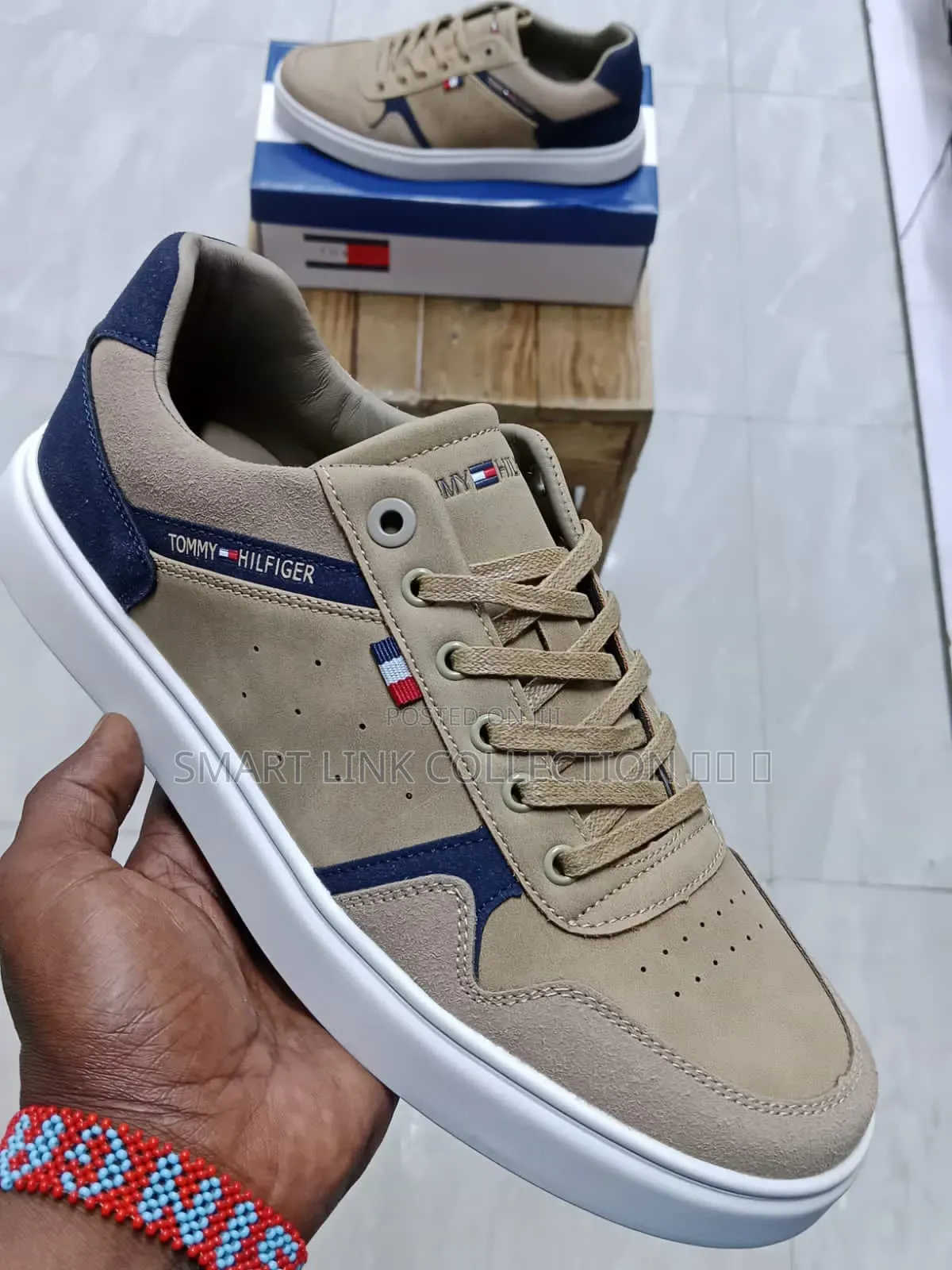 Tommy Hilfiger Casual's 